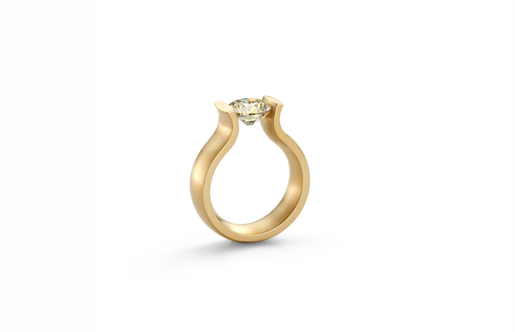 anillo de compromiso